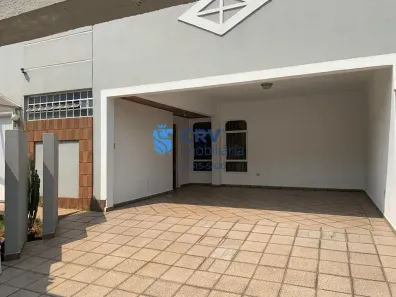 Casa com 3 Quartos para venda ou aluguel, 320m² no Quebec, Londrina