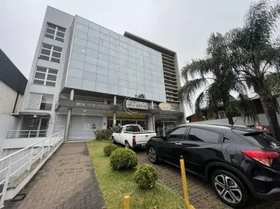 Ponto Comercial para alugar, 100m² no Santa Lúcia, Caxias do Sul