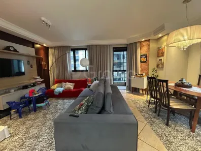 Apartamento com 3 Quartos à venda, 120m² no Centro, Florianópolis