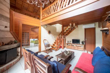 Sobrado com 3 Quartos à venda, 373m² no Serraria, Porto Alegre