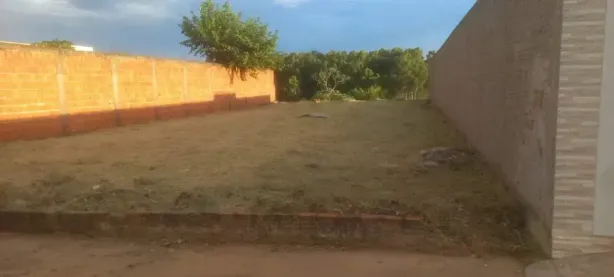 Lote/Terreno à venda, 334m² no Jardim Florença, Marília