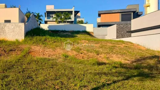 Lote/Terreno à venda, 526m² no Jardim Buru, Salto