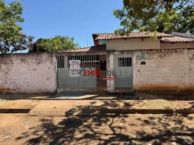 Casa com 2 Quartos para alugar, 70m² no Plano Diretor Sul, Palmas