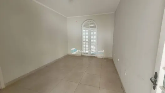 Imóvel Comercial para alugar, 300m² no Nova Paulínia, Paulínia