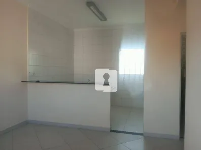 Apartamento com 2 Quartos para alugar, 50m² no Vila Pereira Cerca, São Paulo