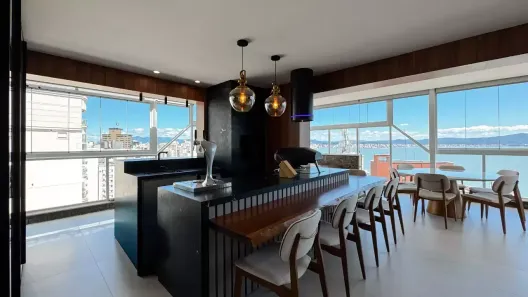 Apartamento com 3 Quartos à venda, 244m² no Agronômica, Florianópolis