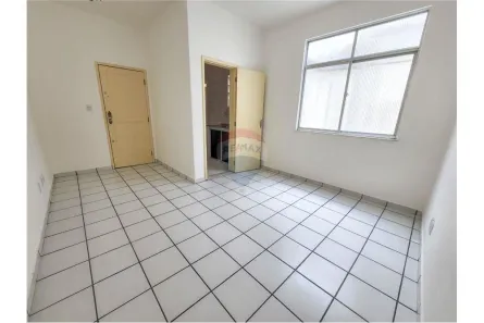 Apartamento com 3 Quartos para alugar, 80m² no Centro, Salvador