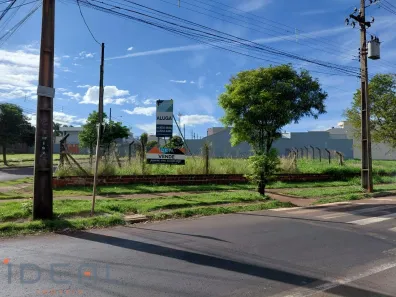 à venda, 748m² no Jardim Fregadolli, Maringá