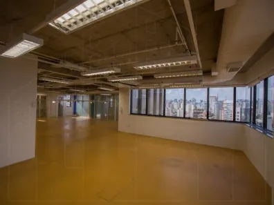 Sala Comercial para alugar, 400m² no Pinheiros, São Paulo
