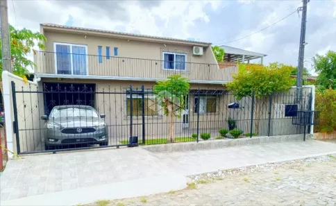 Casa com 5 Quartos à venda, 200m² no Juscelino Kubitschek, Santa Maria