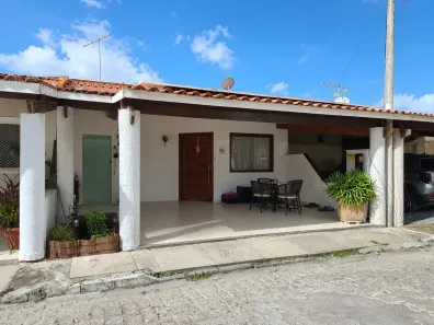 Casa de Condomínio com 3 Quartos à venda, 150m² no Parque Ipê, Feira de Santana