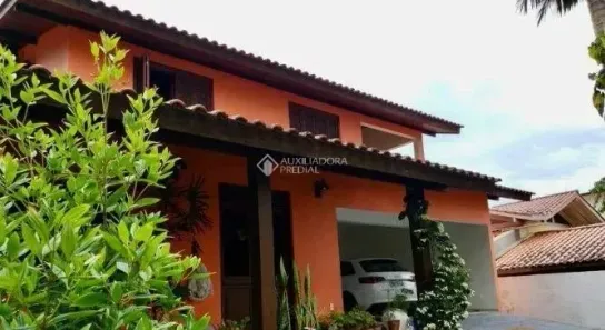 Casa com 3 Quartos à venda, 510m² no Córrego Grande, Florianópolis