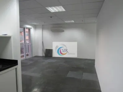 Sala Comercial para alugar, 82m² no Vila Olímpia, São Paulo