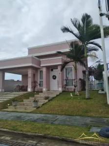 Casa com 3 Quartos à venda, 215m² no Pium (Distrito Litoral), Parnamirim