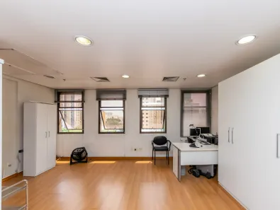 Sala Comercial à venda, 30m² no Vila Progredior, São Paulo
