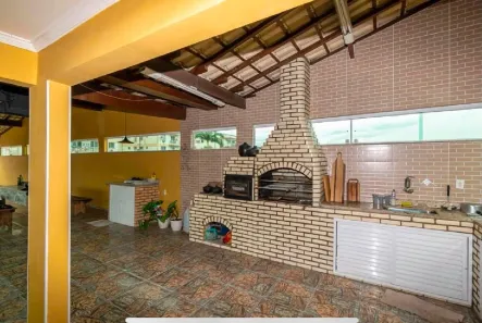 Casa com 4 Quartos para alugar, 450m² no Irajá, Rio de Janeiro