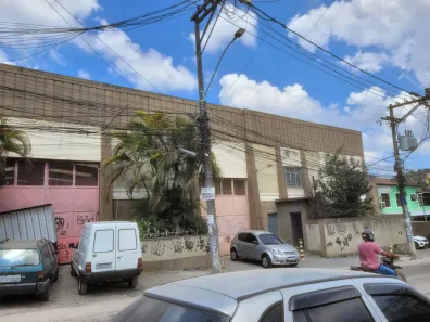 Galpão/Depósito/Armazém à venda, 1600m² no Rio do Ouro, São Gonçalo