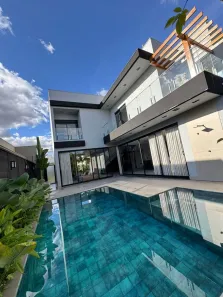 Casa de Condomínio com 3 Quartos à venda, 270m² no Parque Franville, Franca