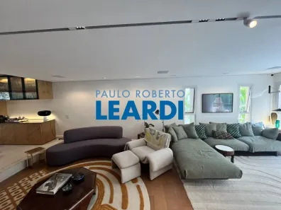 Apartamento com 3 Quartos à venda, 217m² no Jardim Paulista, São Paulo