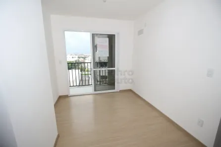 Apartamento com 2 Quartos para alugar, 65m² no Três Vendas, Pelotas