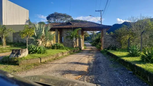 Lote/Terreno à venda, 166m² no Córrego do Ouro, Macaé
