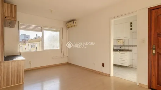 Apartamento com 2 Quartos à venda, 58m² no Passo da Areia, Porto Alegre