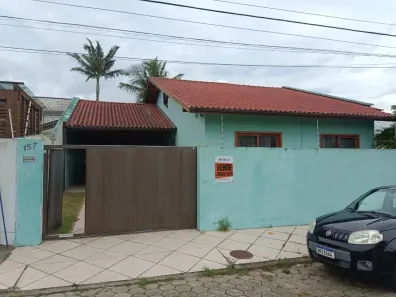 Casa com 3 Quartos à venda, 170m² no Balneário, Florianópolis