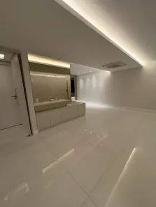 Apartamento com 4 Quartos para alugar, 130m² no Ilha do Retiro, Recife