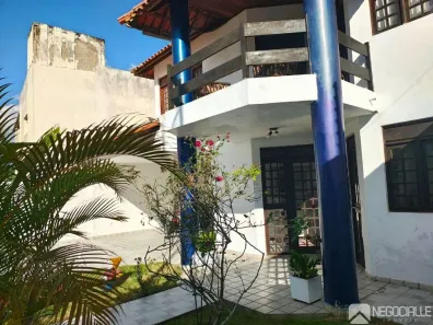 Casa com 4 Quartos à venda, 326m² no Jardim Tavares, Campina Grande