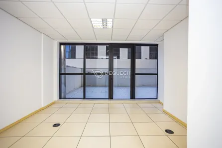 Sala Comercial à venda, 38m² no Centro, Curitiba