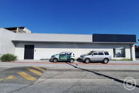 Ponto Comercial para alugar, 129m² no Ipiranga, São José