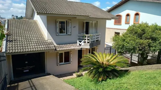 Casa com 3 Quartos à venda, 120m² no Petrópolis, Caxias do Sul