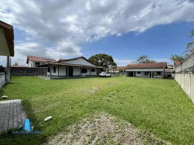 Casa com 3 Quartos à venda, 230m² no Coqueiral, Araruama