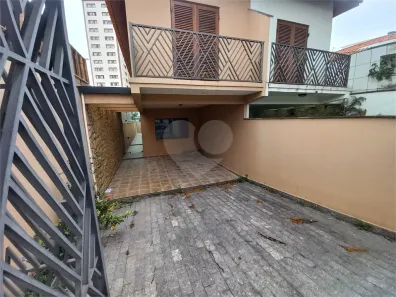 Sobrado com 3 Quartos para alugar, 159m² no Jardim Maria Rosa, Taboão da Serra