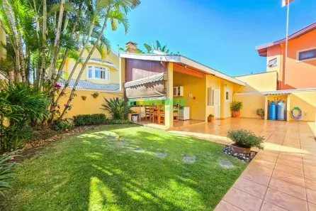 Casa com 4 Quartos à venda, 337m² no Urbanova, São José dos Campos