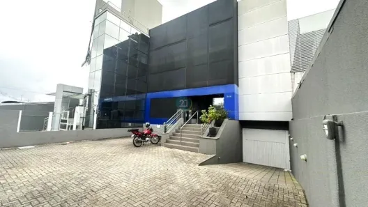 Prédio Comercial para alugar, 1008m² no Capoeiras, Florianópolis