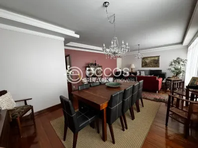 Apartamento com 3 Quartos à venda, 245m² no Centro, Uberaba