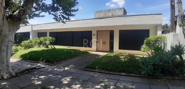 Casa com 3 Quartos à venda, 316m² no Boa Vista, Porto Alegre