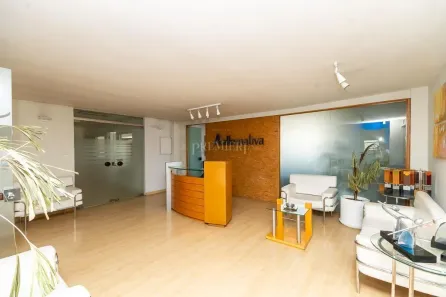 Sala Comercial para alugar, 220m² no Seminário, Curitiba