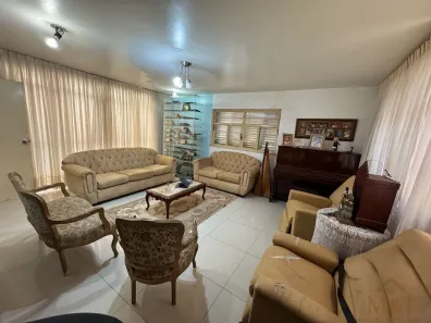 Casa com 4 Quartos à venda, 324m² no Setor Marista, Goiânia