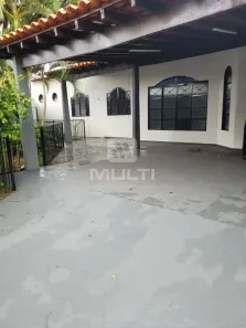 Casa com 4 Quartos à venda, 206m² no Presidente Roosevelt, Uberlândia