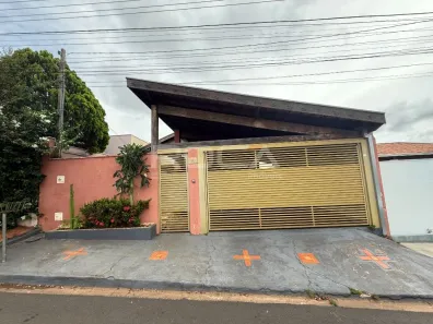 Casa de Condomínio com 3 Quartos para alugar, 180m² no Parque Fehr, São Carlos