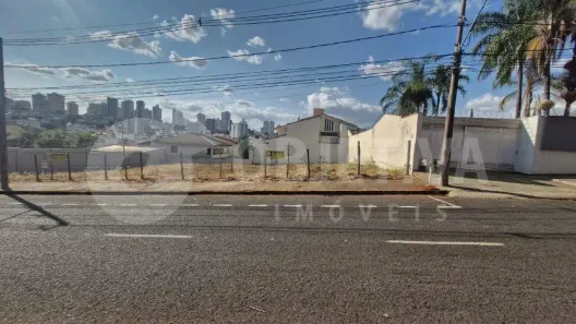 Lote/Terreno à venda, 1080m² no Vigilato Pereira, Uberlândia