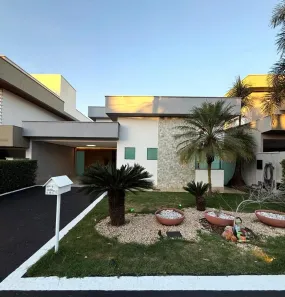 Casa de Condomínio com 3 Quartos à venda, 206m² no Jardins Madri, Goiânia