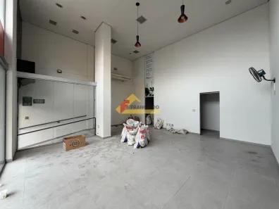 Ponto Comercial para alugar, 78m² no Santo Antônio, Divinópolis