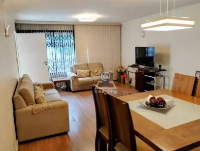 Sobrado com 4 Quartos à venda, 190m² no Vila Paiva, São Paulo
