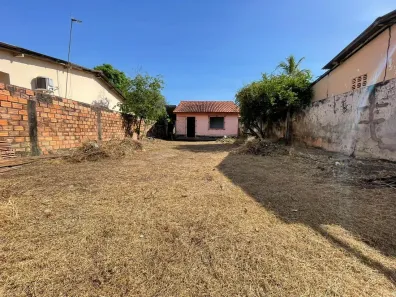 Casa com 2 Quartos à venda, 300m² no Fátima, Santarém