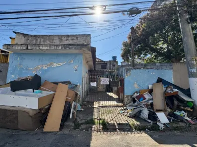 Casa com 1 Quarto à venda, 277m² no Quitaúna, Osasco