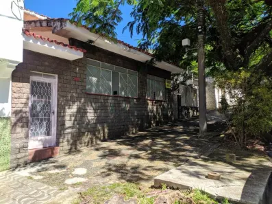 Casa com 2 Quartos à venda, 500m² no Centro, Poços de Caldas