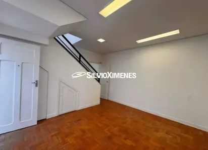 Casa com 6 Quartos para alugar, 180m² no Santo Antônio, Belo Horizonte